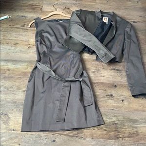 Anne Klein Pinstripe gray Dress suit